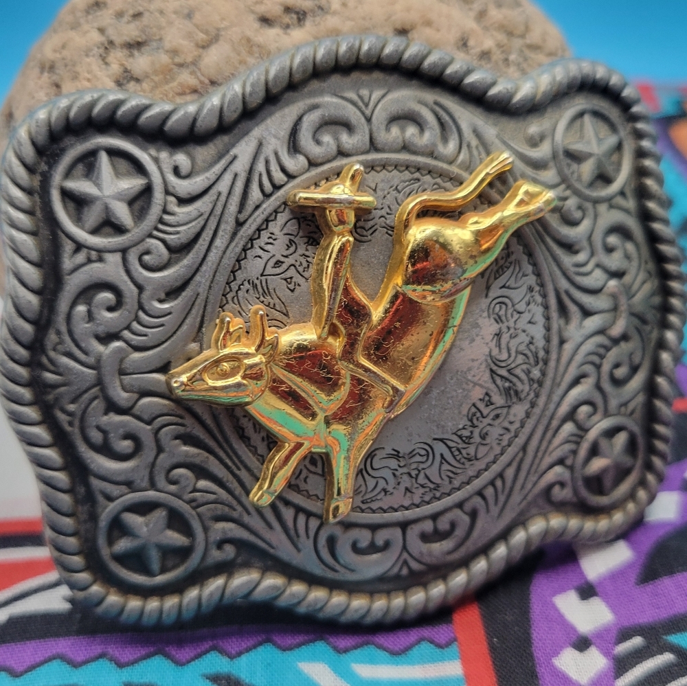 Western Belt Buckle Bull Rider